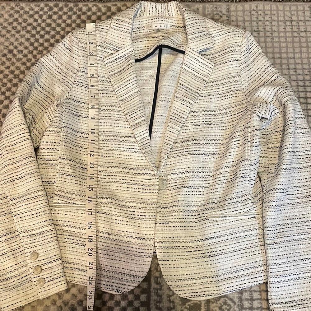 Cabi blazer with pockets and shoulder pads